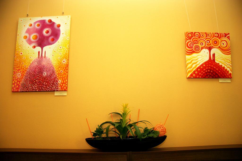 Fine Restaurant & Apartments Malacky Bagian luar foto